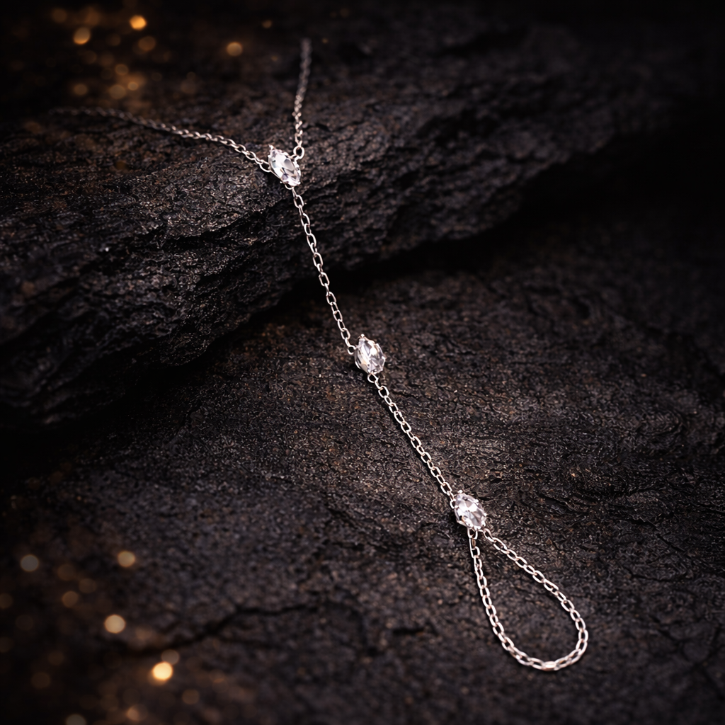 Éclat Nocturne - Selene Bracelet